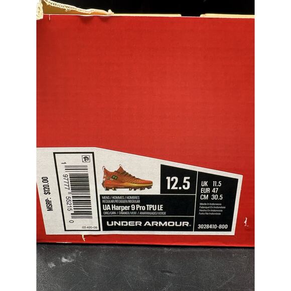 Athletic_Shoes